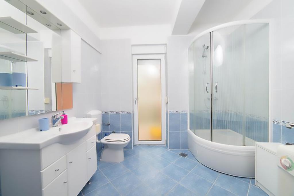Poolside Paradise - A Hidden Gem In Split Apartment