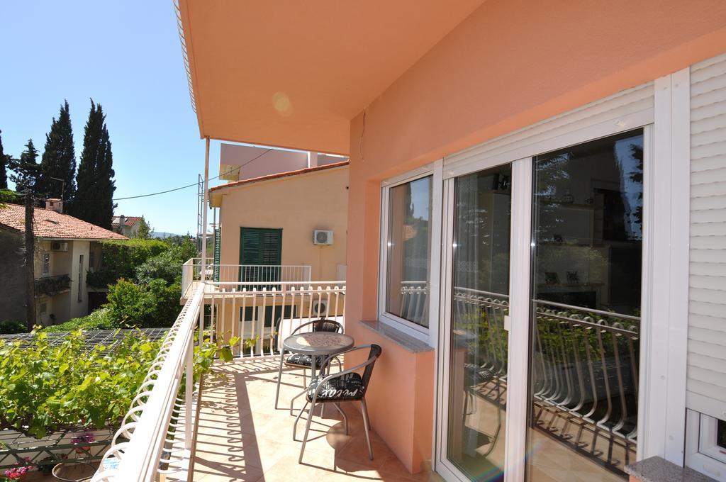 Poolside Paradise - A Hidden Gem In Split Apartment