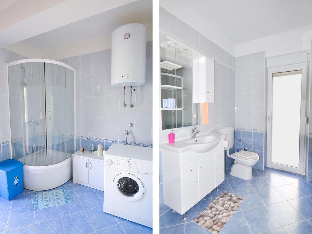 Apartment Poolside Paradise - A Hidden Gem In Split Split